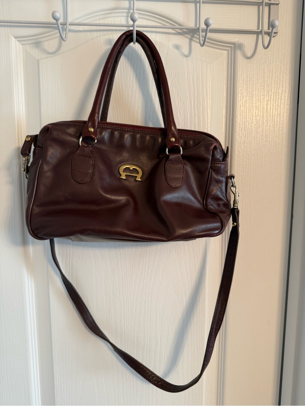 Vintage Etienne Aigner Women's Leather Satchel Shoulder Bag - Burgundy